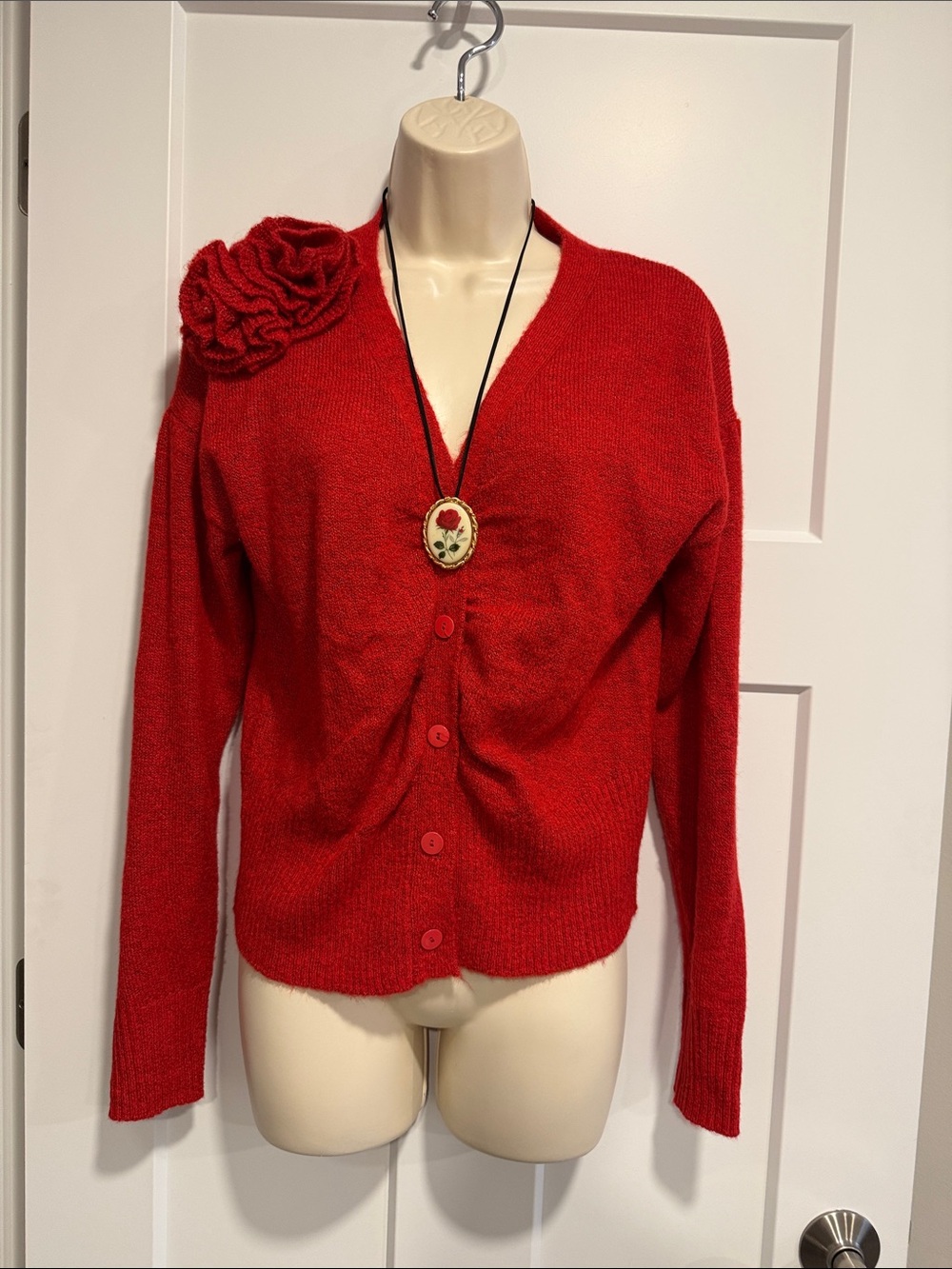 Elie Tahari Red Rose Cardigan Sweater M Floral Shoulder Detail
